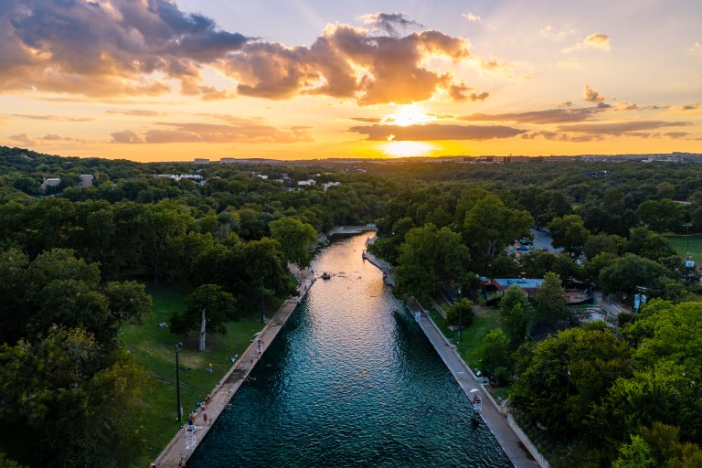 Barton_Springs_Pool_Sunset_Credit_Ryan_Kyte_Lifetime_Usage
